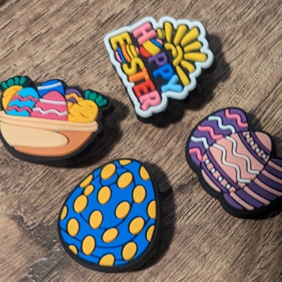 Set of 4 Easter croc charms - Picture 1 of 1